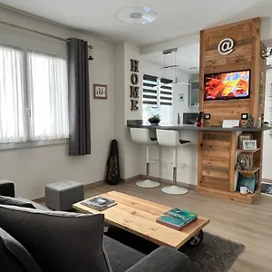 Lovely Studio Канны